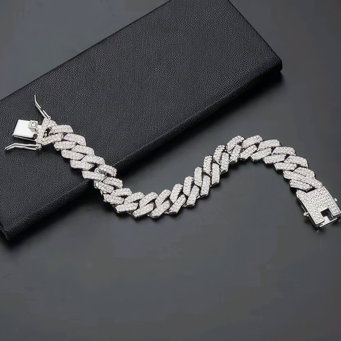 Adjustable premium designer jewelry - Aleeze by Aliza