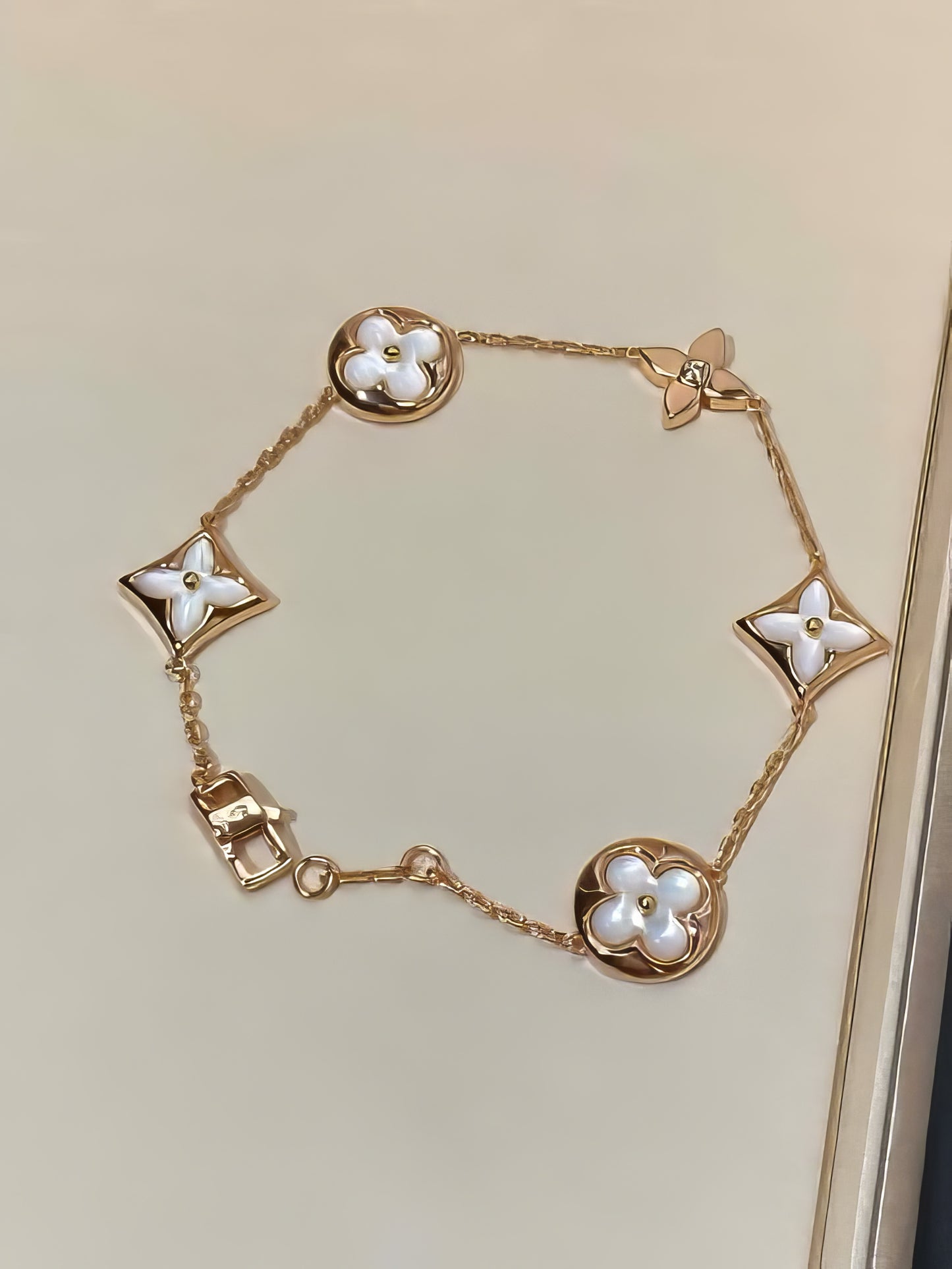 Clover Star Round Stainless Steel Gold Bracelet