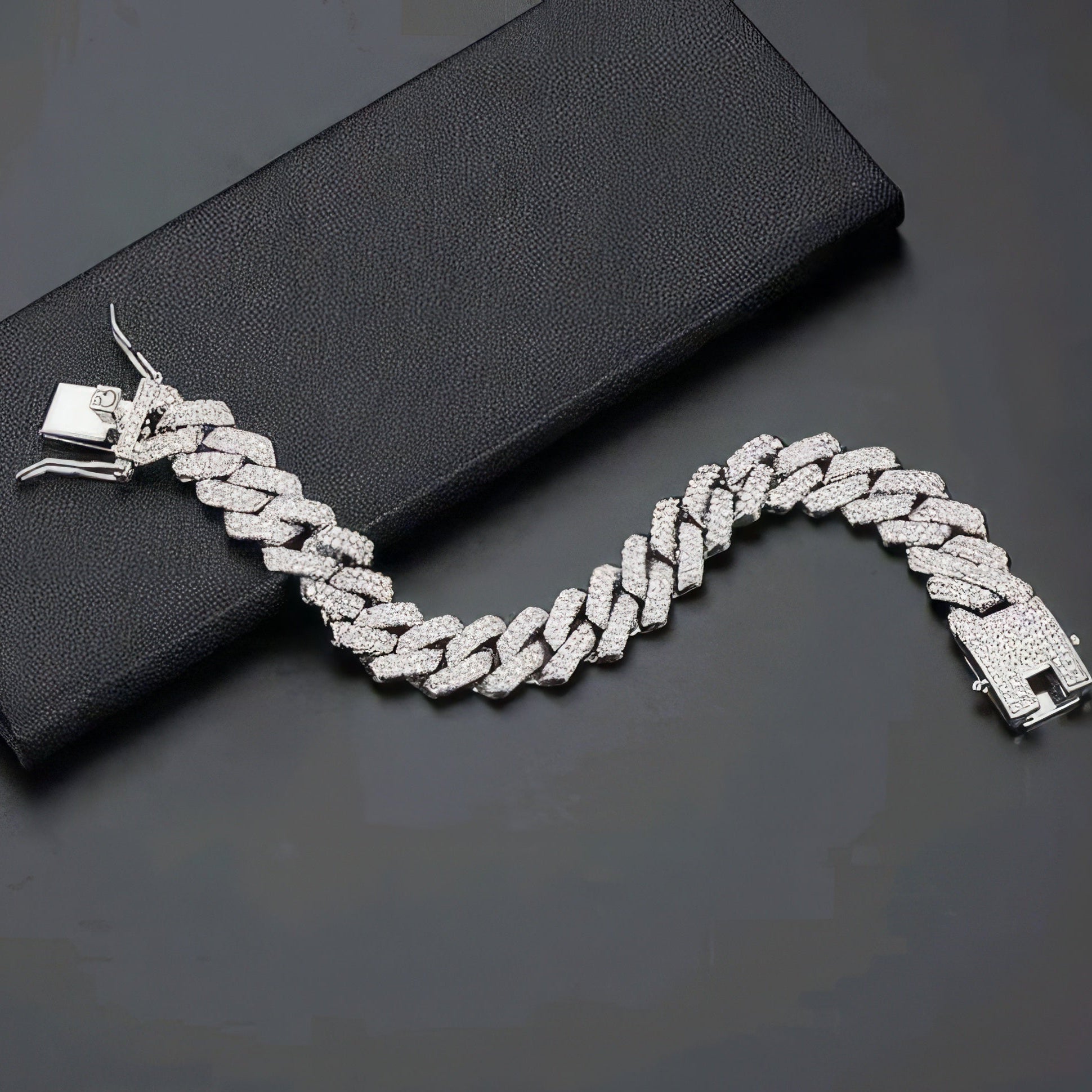 Adjustable premium designer jewelry - Aleeze by Aliza

