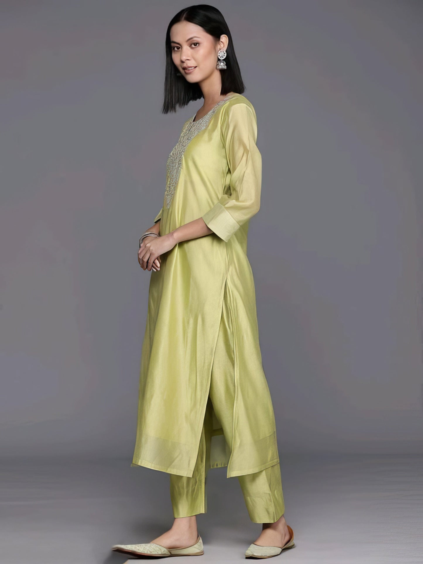 Women Kurta Pant Duppatta Set