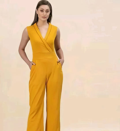 Trendy V-neck Jumpsuit with Insert Pockets