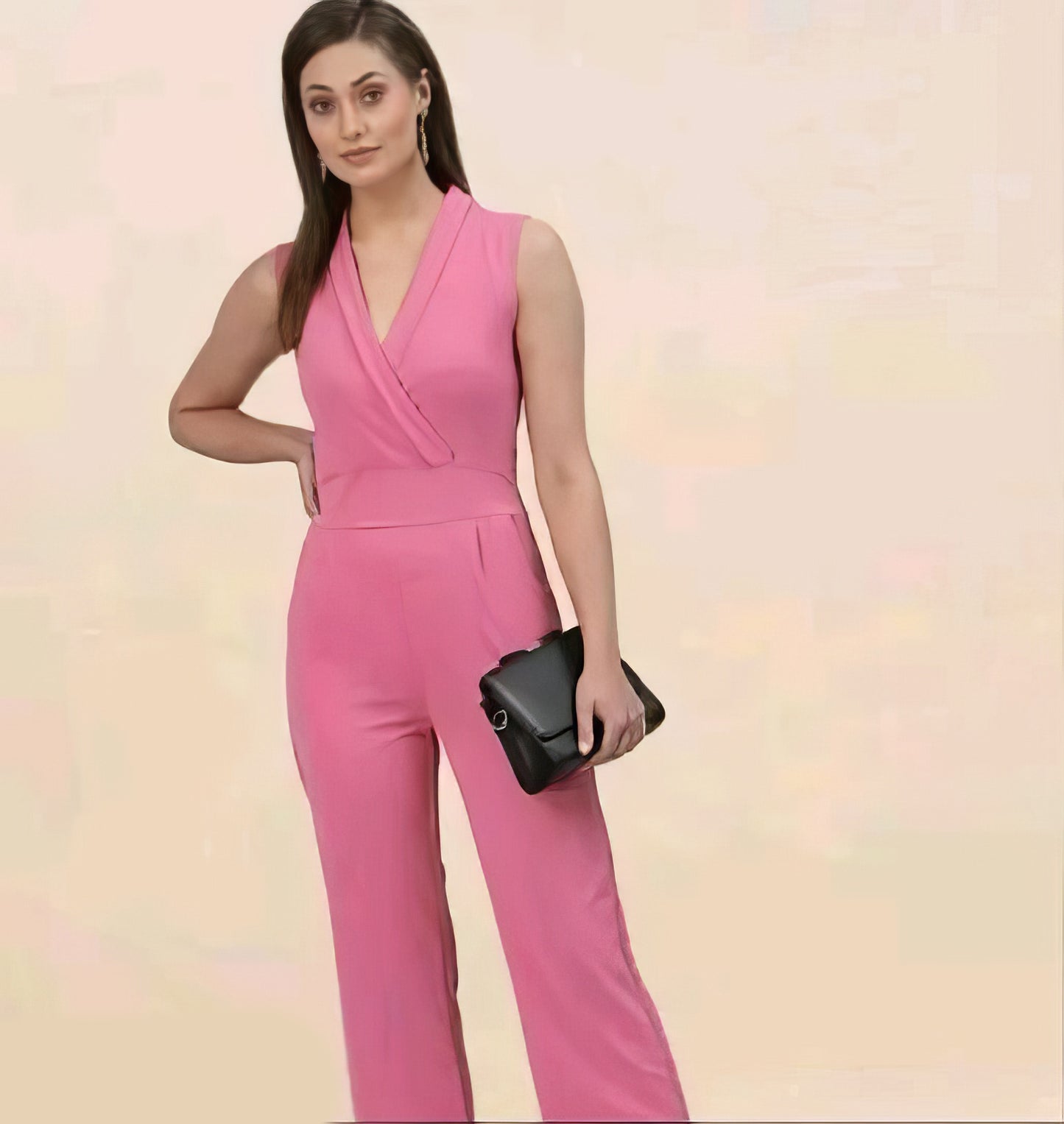 Trendy V-neck Jumpsuit with Insert Pockets