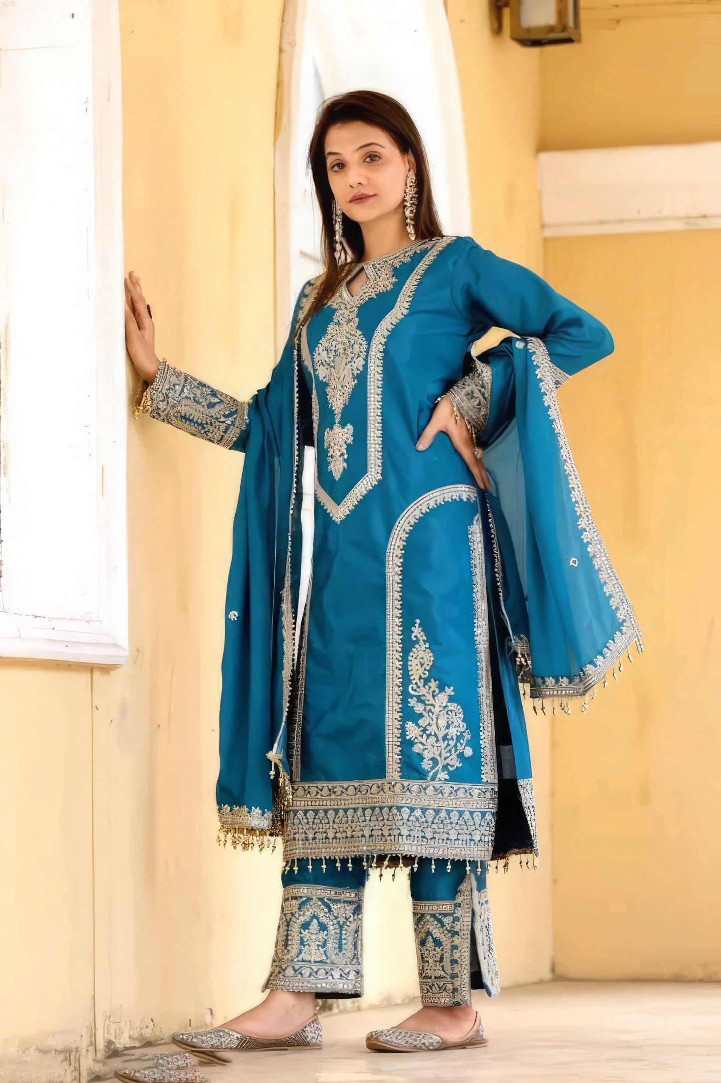 Elegance Partywear Kurti Plazzo Set