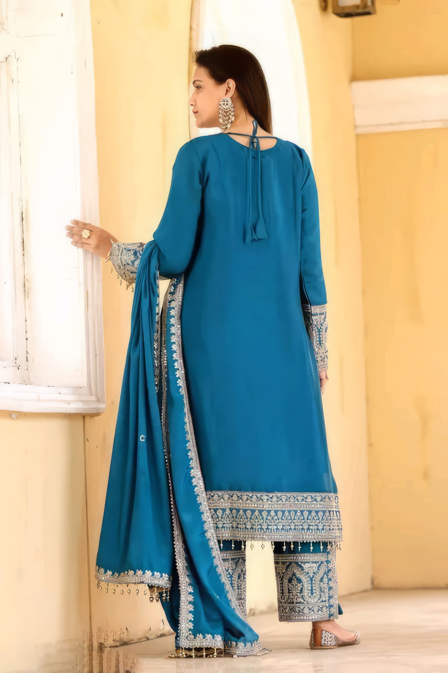 Elegance Partywear Kurti Plazzo Set