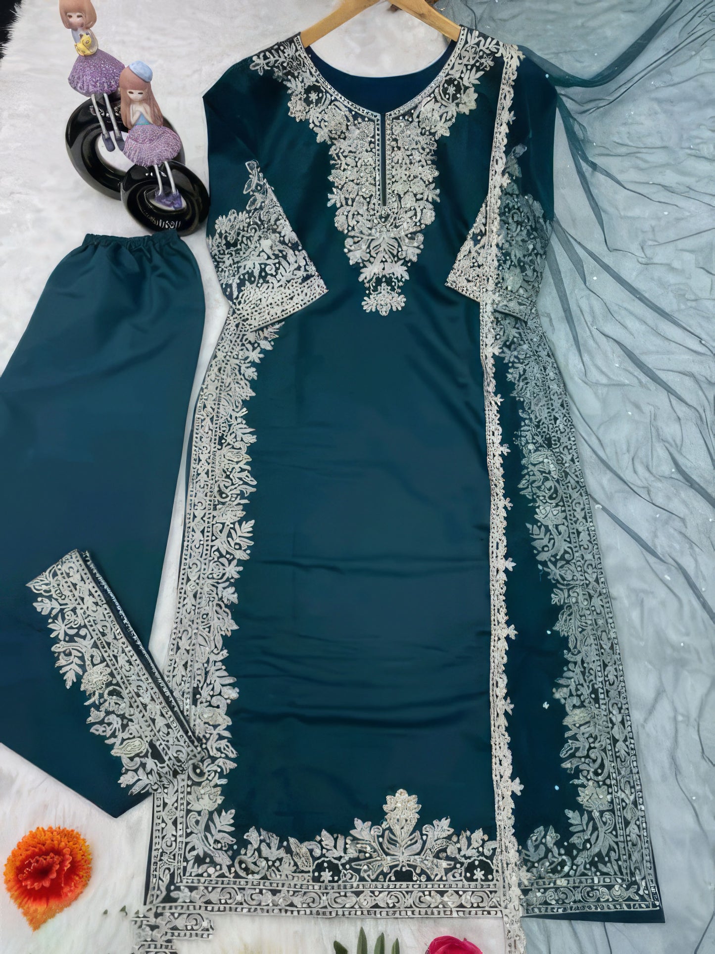 New Designer Heavy Zardoshi Suit